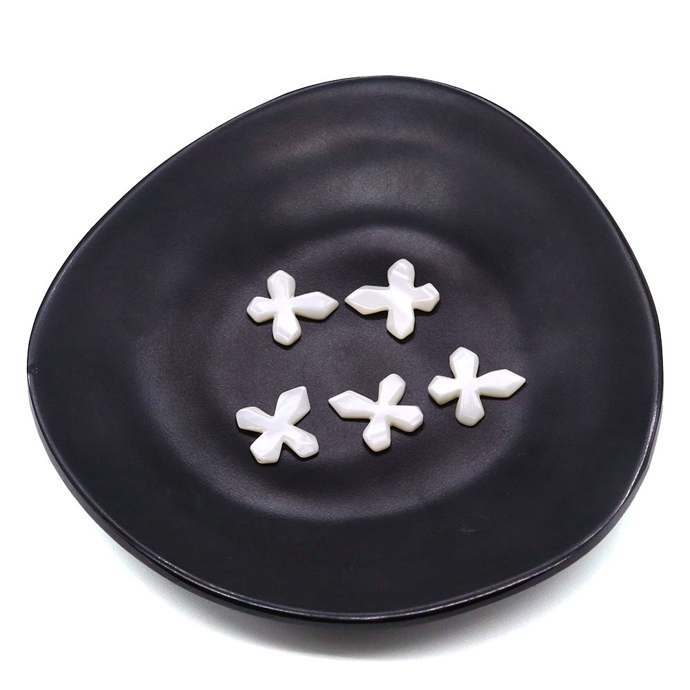 Picture of Amazon popular natural sea shell cross-shaped pendant white shell pendant DIY necklace jewelry accessories