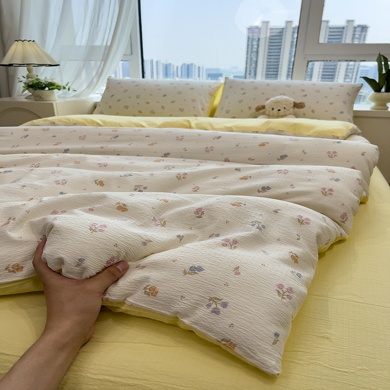 Picture of Double-Layer Gauze Wrinkled Cotton Bed Four-Piece Set Small Fresh Quilt Cover Home Ins Style Floral Summer New Three-Piece Set