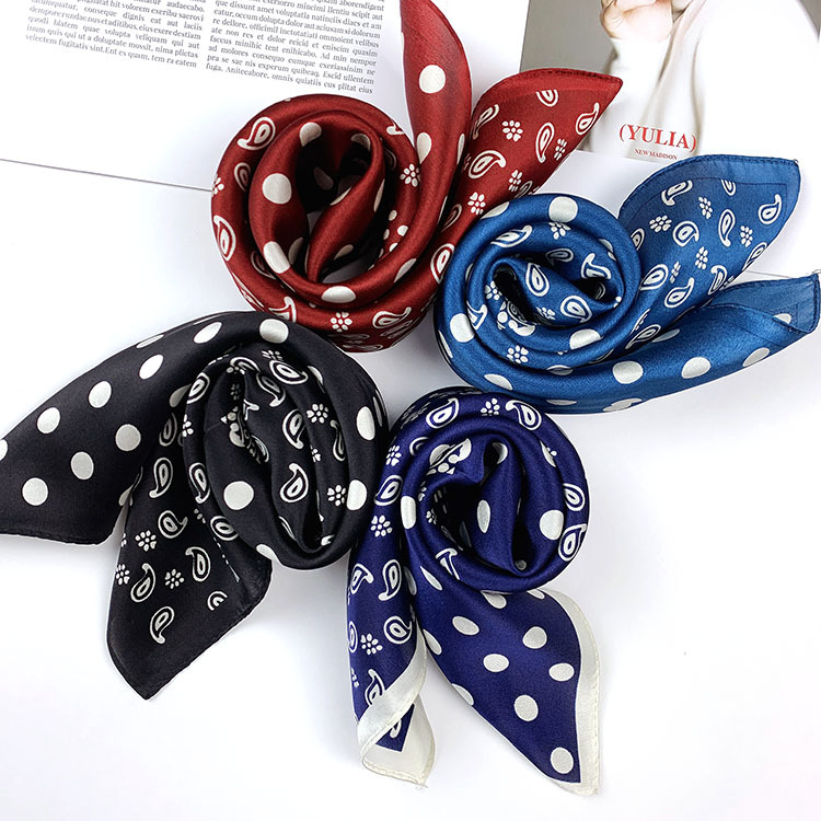 2025 Fashion Elegant Silk Small Square Silk New Style Printed Silk Scarf Mulberry Silk Lady Silk Scarf Shawl