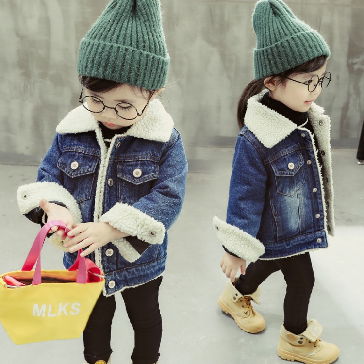 Picture of Children's clothing for boys and girls plus velvet coat winter New obvious decorative cardigan coat warm fashion top fashion