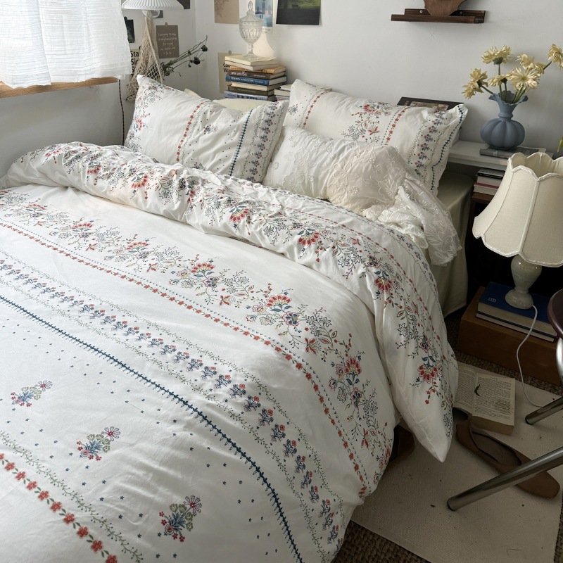 Picture of Small fresh pastoral style cotton bed four-piece set cotton bed sheet quilt cover quilt cover bed hat dormitory three-piece set