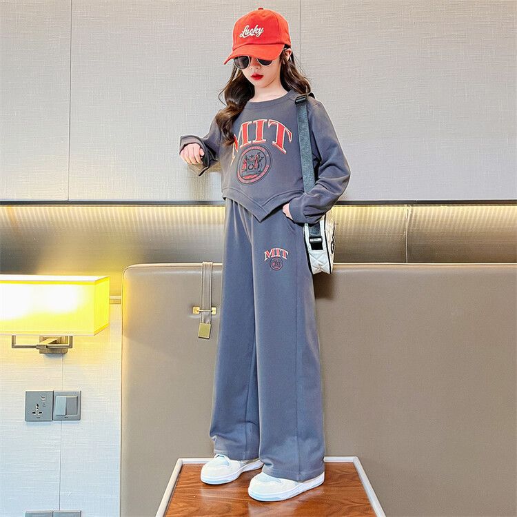 Picture of Girls Casual Suit 2024 New Children's Spring and Autumn Fashionable Western Letter Top Casual Pants Two-Piece Set