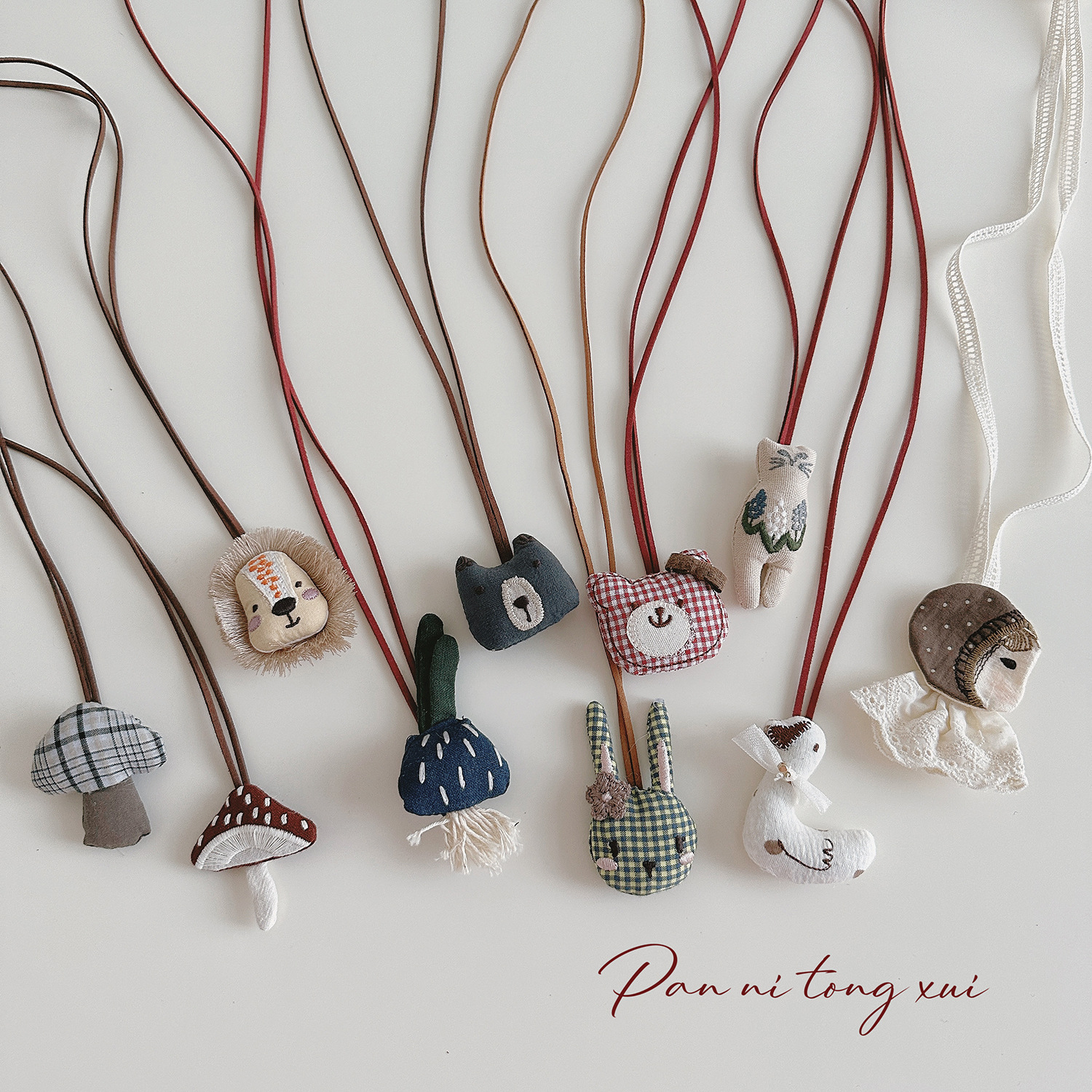 Fabric Handmade Cartoon Children's Neck Necklace Girl's Cute Animal Doll Big Goose Bear Bag Accessories Pendant