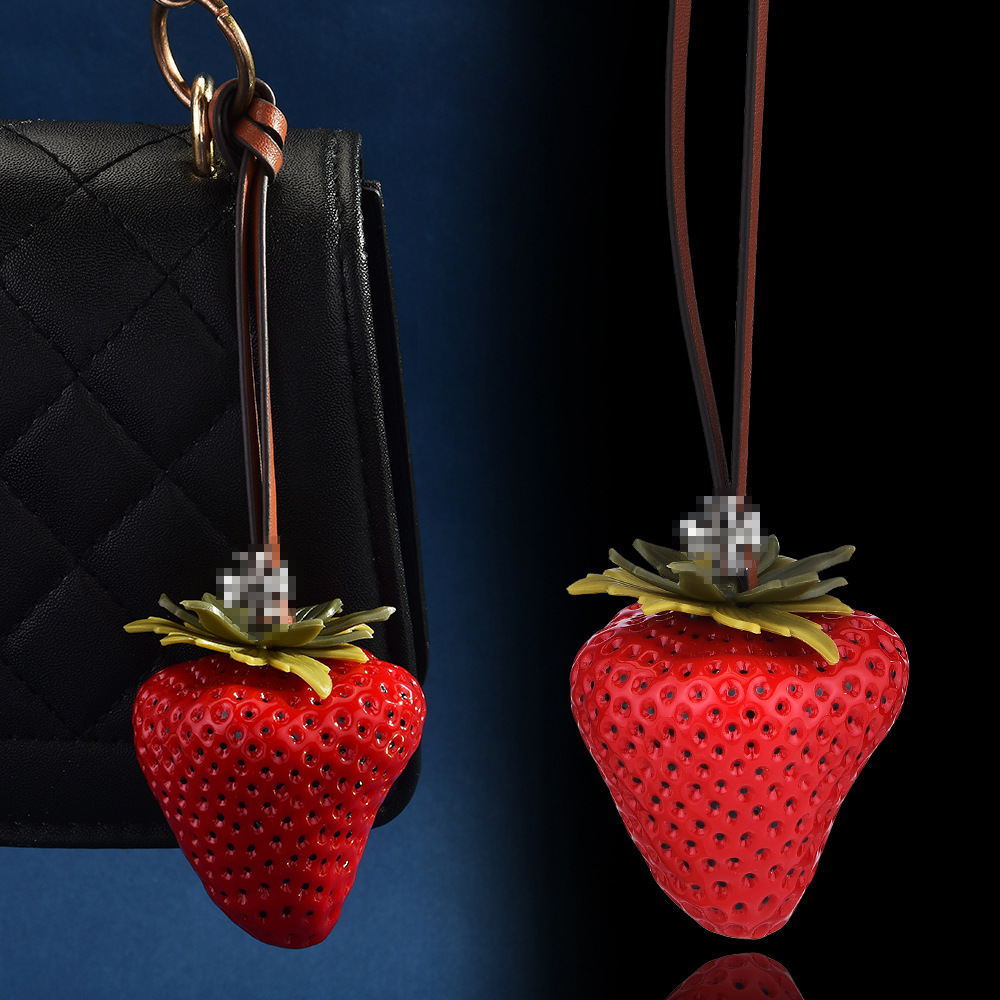 New Cross-Border Hot-Selling Two-Color Three-Dimensional Simulation Large Strawberry Bag Pendant Personalized Bag Fruit Keychain Pendant