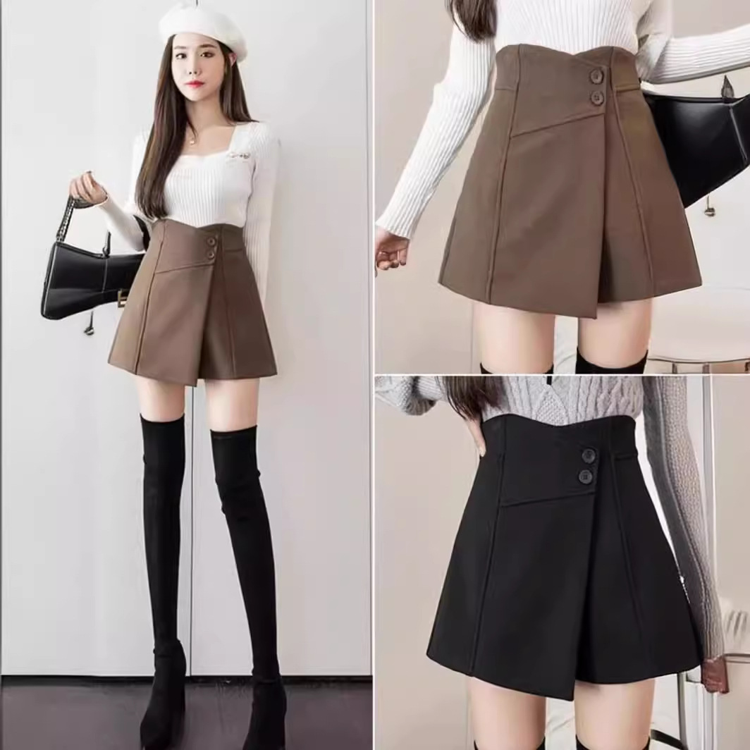 Black Shorts Women's 2024 Summer New Design Sense Button High Waist Wide Leg Pants Fashion Casual Slim A- line Pants