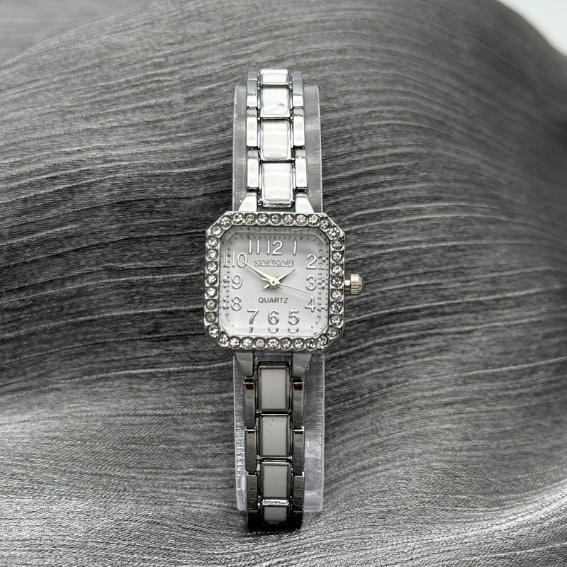 Picture of Cross-border New Fashion Elegant Women's Watch Square Small Light Luxury Ceramic Bracelet Diamond-encrusted Fashion Quartz Watch Women