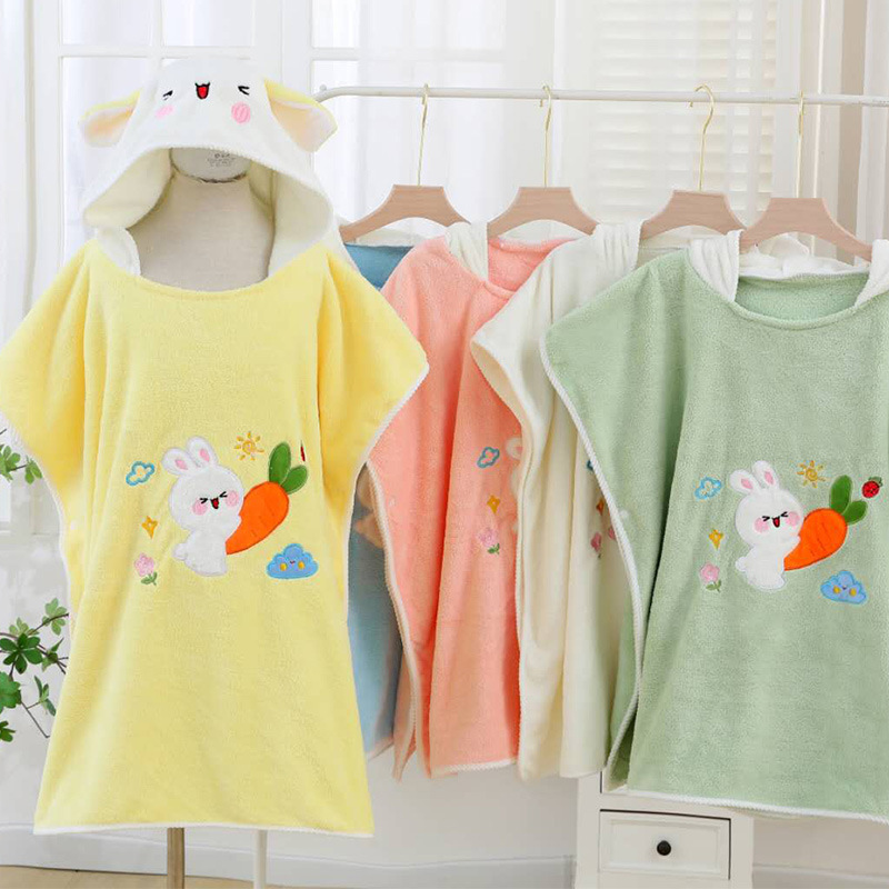 2025 New Carrot Rabbit Bathrobe Style Wearable and Wrapable Bath Towel Hooded Cloak Household Absorbent Kidsren's Bath Towel