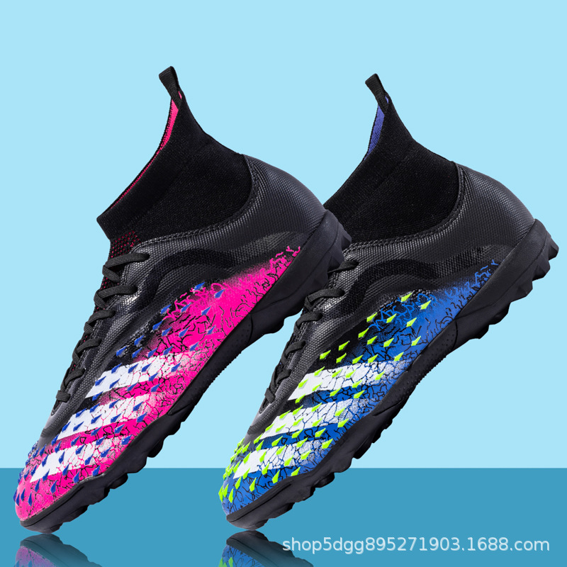 Picture of Cross-border plus size genuine goods high-top football shoes new wholesale men's training shoes student football shoes broken nail shoes women