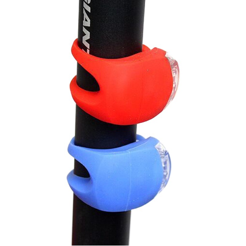 Wholesale five generation frog lamp beetle lamp silicone lamp mountain bike tail light frog lamp bicycle equipment accessories