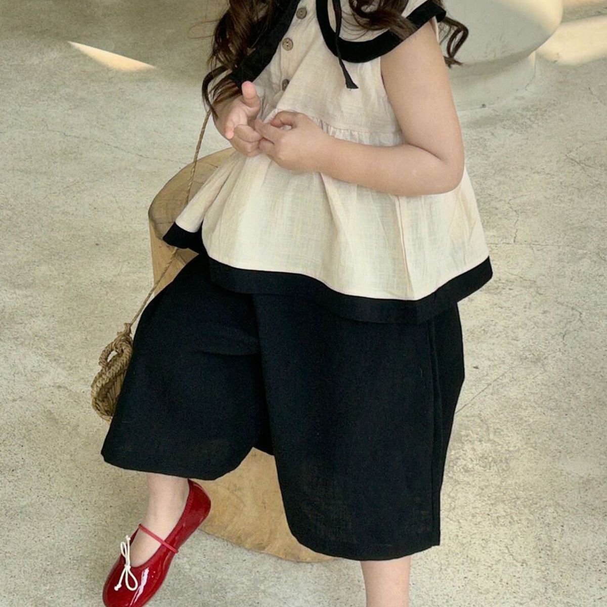 Picture of Girl's Western-style Washed Cotton and Linen Suit 2024 Summer Women's Doll Shirt Top Casual Wide-leg Pants Western-style Two-piece Set