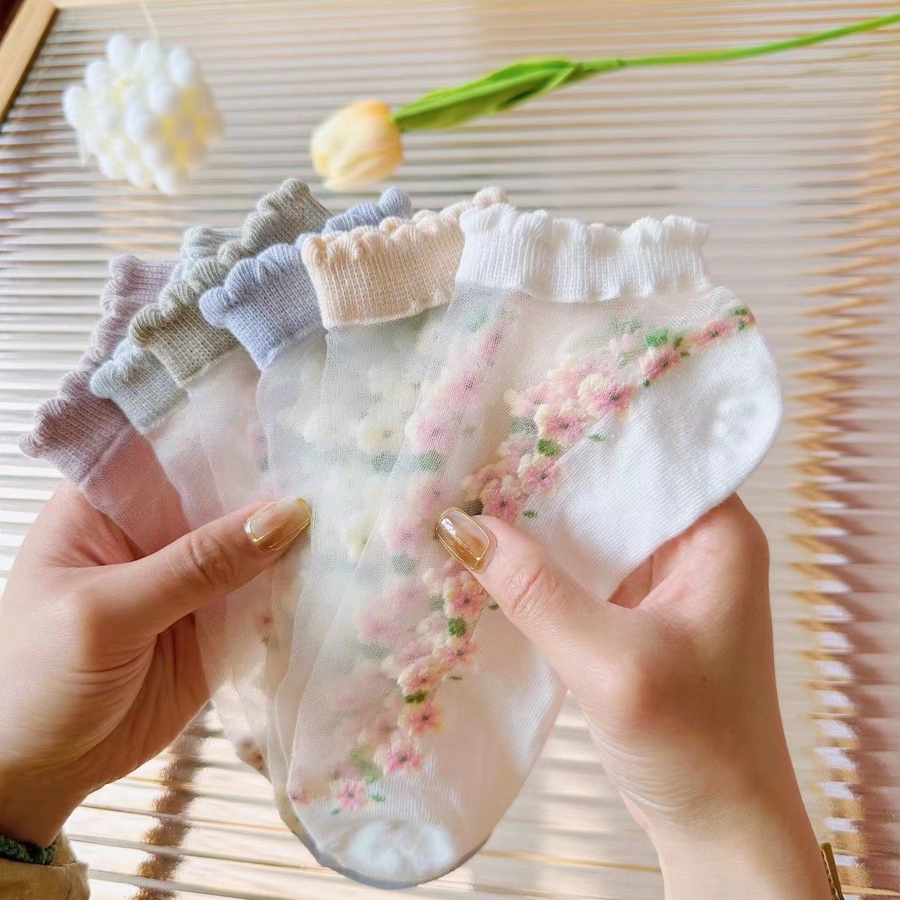 Picture of Floral Glass Silk Women's Summer Short Socks Japanese Style Cute Fresh Style ins Short Socks Cotton Bottom Sweat Absorbing Breathable Socks
