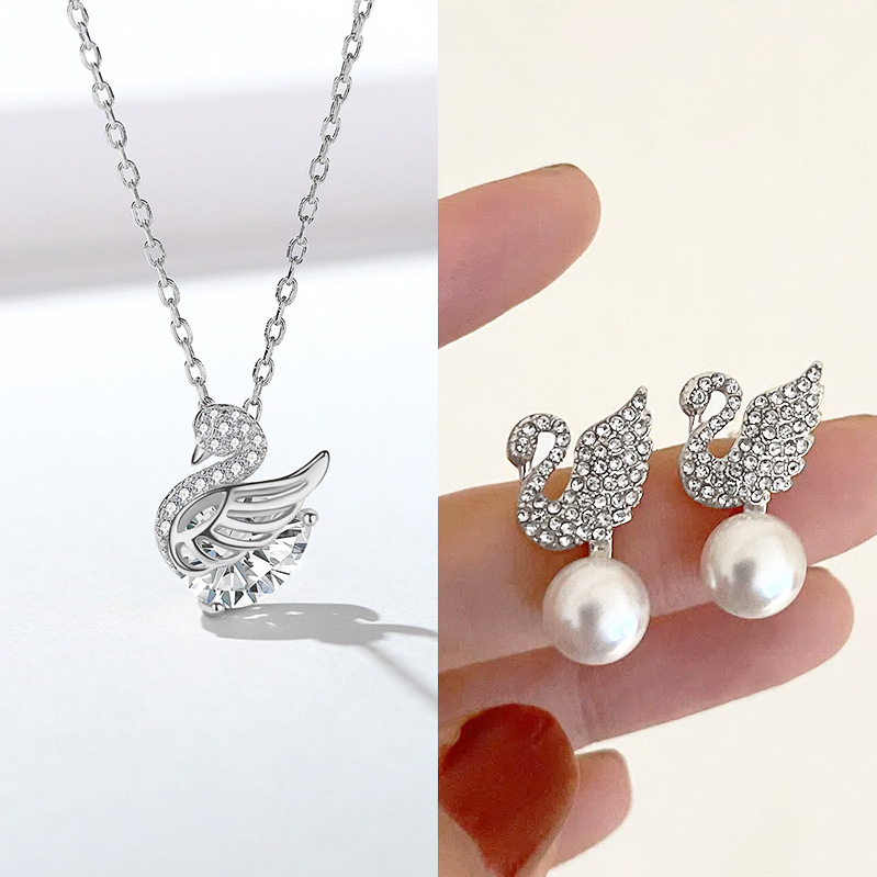 Cross-border Swan Necklace Earrings suit South Korea Fashion New Personality Pearl Diamond Simple Internet Celebrant Color-free