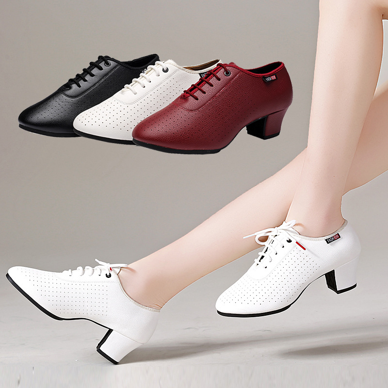 Summer Women's Square Dance Shoes Soft-Soled Dance Shoes with Heels Outdoor Social Adult Latin Dance Shoes Body 2024 New