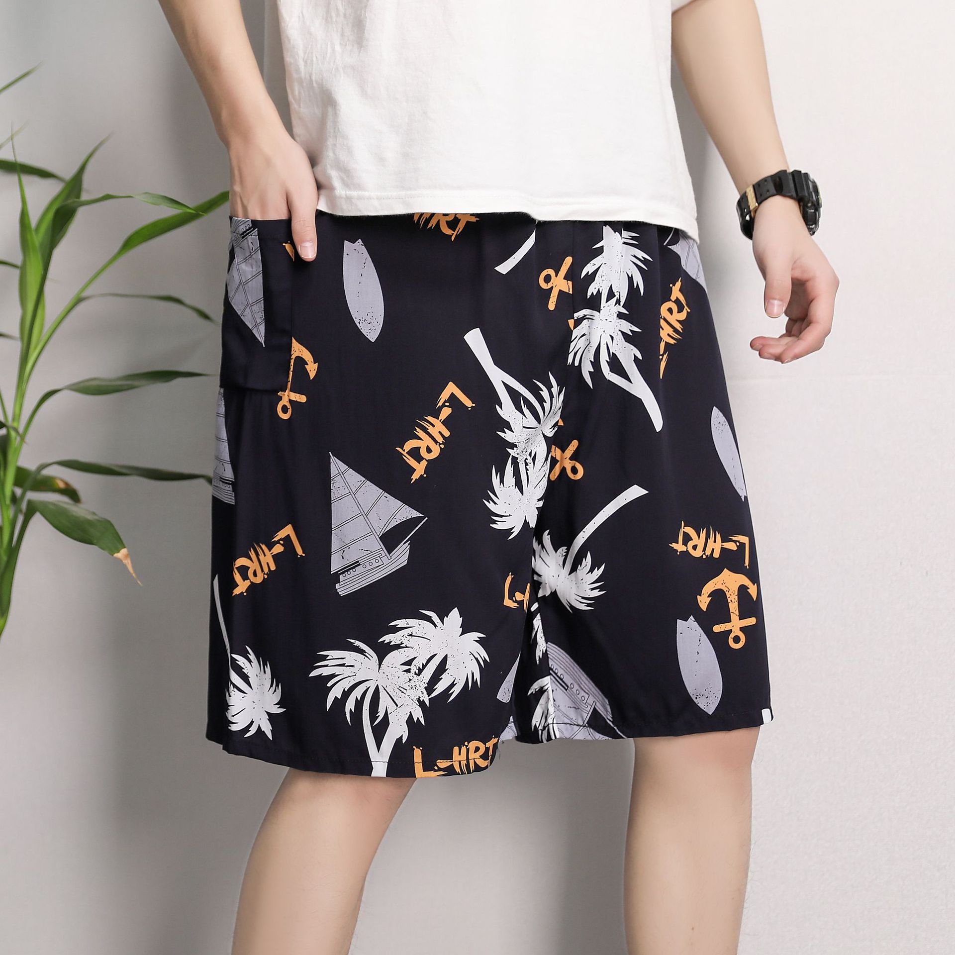 Picture of Cotton Silk Pajama Pants Men's Summer Thin Large Size Loose Shorts Casual Breathable Floral Pants Outer Wear Five-Point Beach Pants