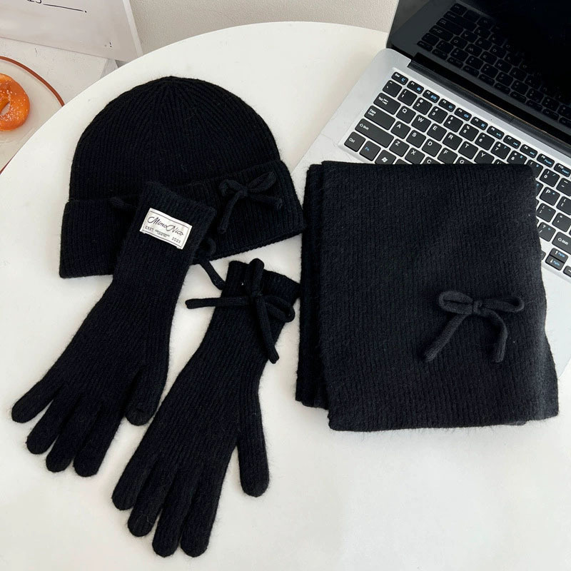 Picture of 25 Years New Korean Woolen Hat Pure Color Scarf Gloves Hat Winter Warm and Cold-Proof Knitted Three-Piece Suit