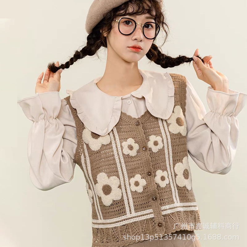 Picture of New Korean Style Knitted Vest Women's Vintage Embroidered Crochet Knitted Shirt Waistcoat Vest Sleeveless Jacket Spring and Summer
