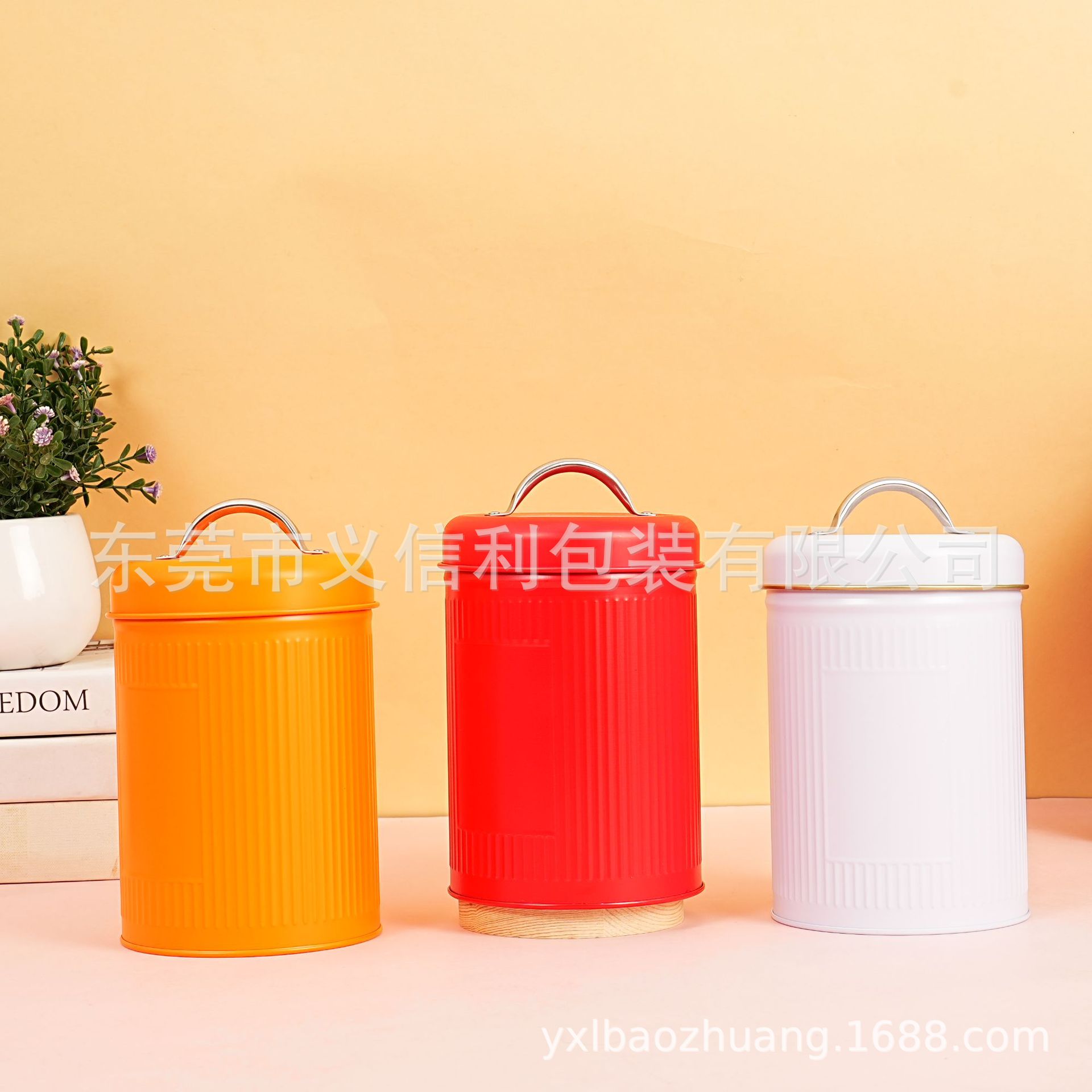 in stock tinplate round coffee bean tea storage tin metal handle sealed food packaging tin