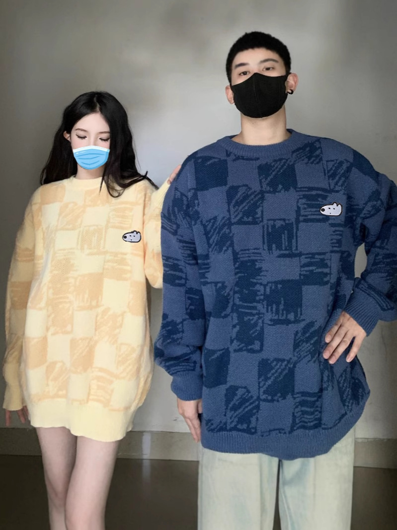 Picture of Fashion 2024 Autumn/Winter New Vintage Loose Knit Sweater Japanese Lazy Style Couple Outfit Trendy Distressed Craftsmanship