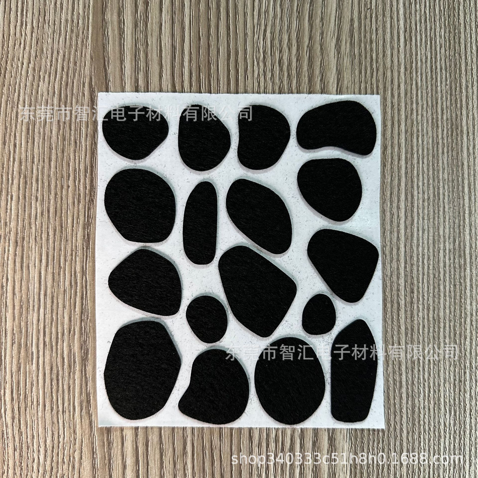 Picture of Cross-Border Popular Black Adhesive Felt Circles Dalmatian Stickers Christmas Felt Cow Stickers Halloween Party Essentials