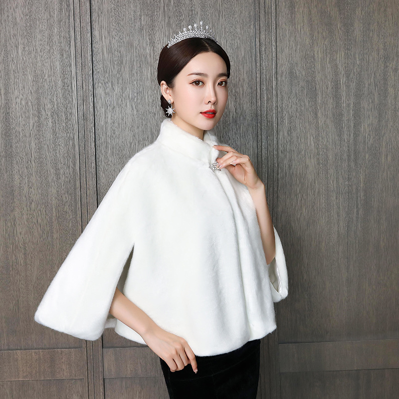 2023 Autumn and Winter New Arrival Antique Hanfu Bride Wedding Dress Wool Shawl Warm Soft Cape Wool Collar White Cloak