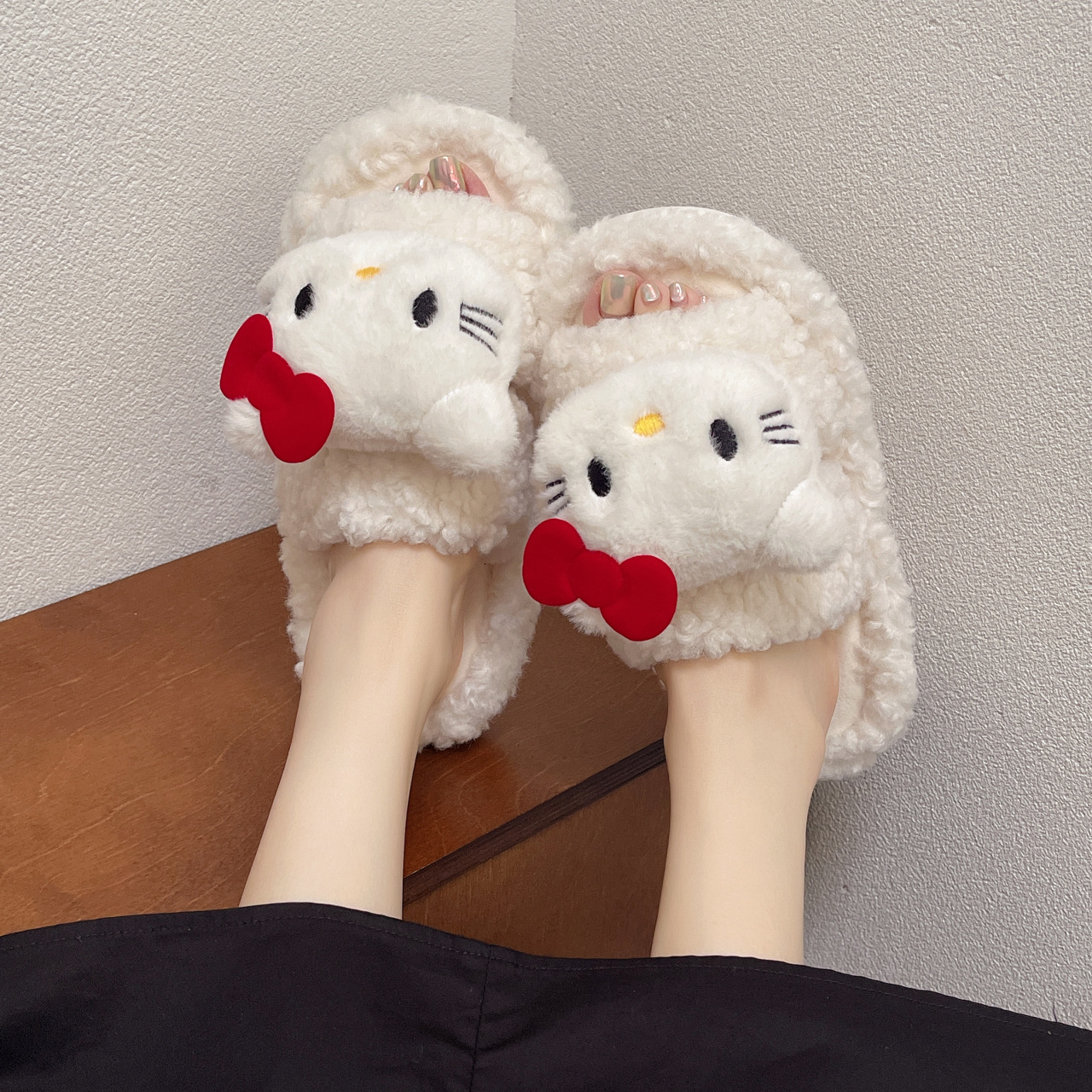 Sweet and Popular Kitten and Cat Doll Furry Slippers for Women That Can Be Worn Outside in Autumn and Winter, Half-Slip Thick-Soled Warm Cotton Slippers
