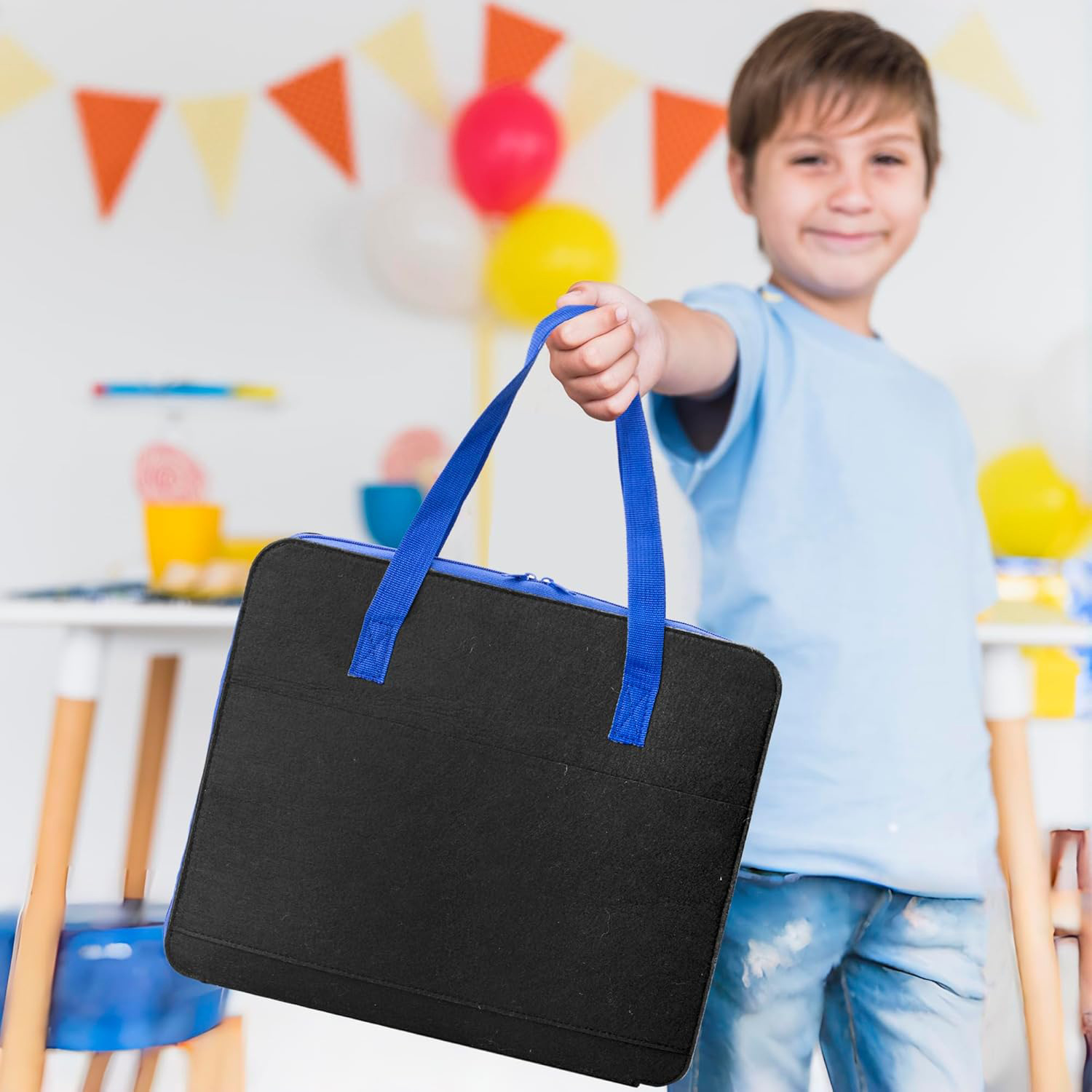 Picture of Cross-border portable toy car storage bag portable felt children's toy car storage bag can hold 52 toy cars
