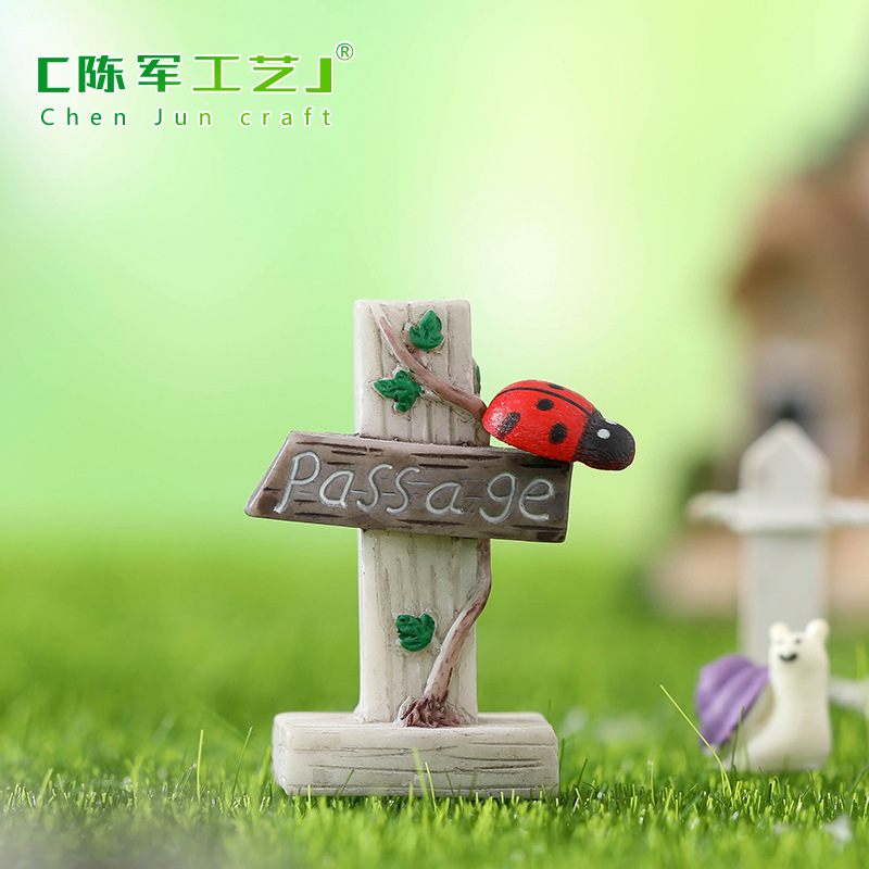 Picture of Moss micro landscape decoration ZAKKA grocery Simulation Guide Board station board four tree pile guide board