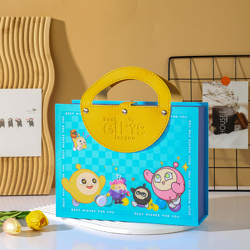 Creative cute fun children's day gift box baby full moon banquet candy box baby birthday gift cartoon gift box