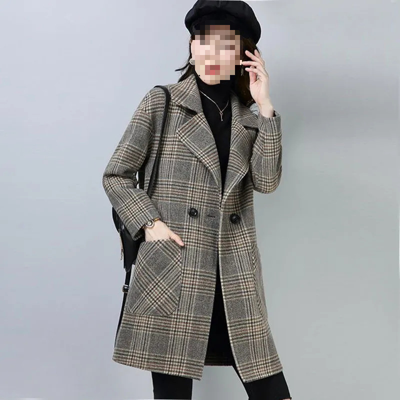 Woolen Coat Women's 2024 New Korean-style Loose Plaid Mid-length Short Coat Women's Autumn and Winter Fashionable Outer Wear