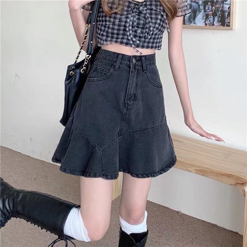 Black Denim Skirt Women's Summer 2024 New High-Waisted A-Line Skirt Small Hip-Hugging Fishtail Short Skirt
