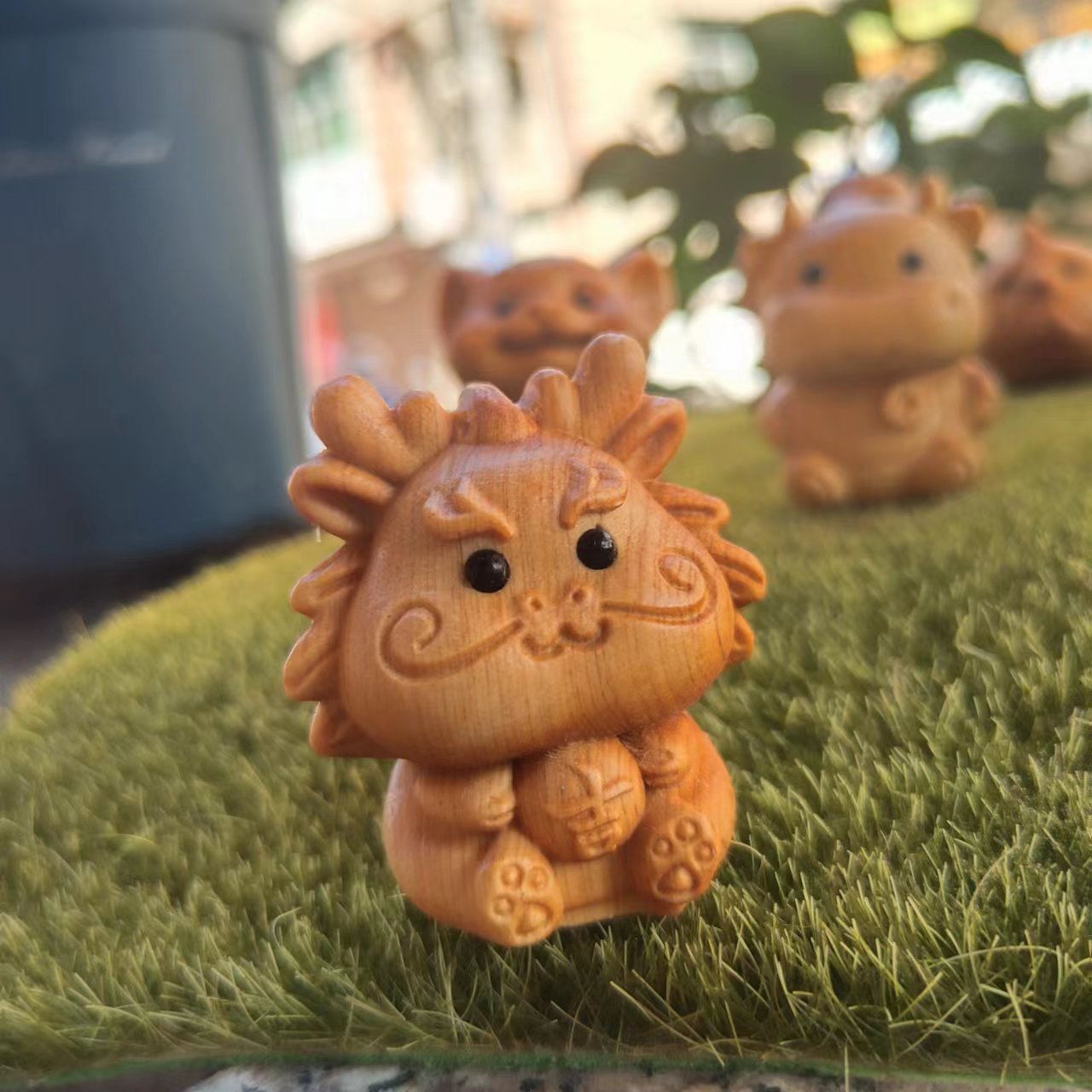 Picture of Thuja Wood Carving Zodiac Handhandle Cute Small Animal Desktop Ornaments Crafts Birthday Gift Pendant