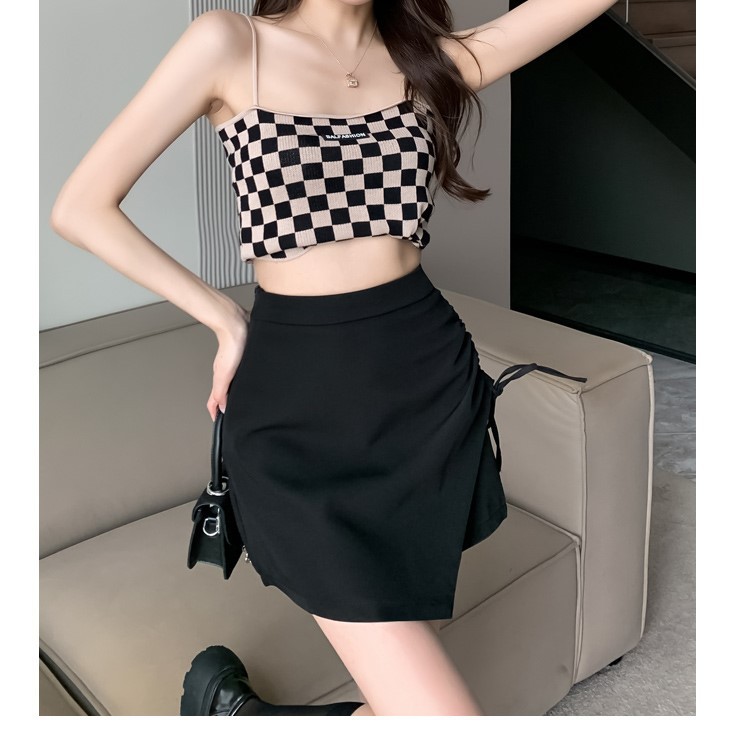 Summer 2024 Black hot girl short skirt women's slimming pleated high waist irregular A- line hip skirt pants fashion ins
