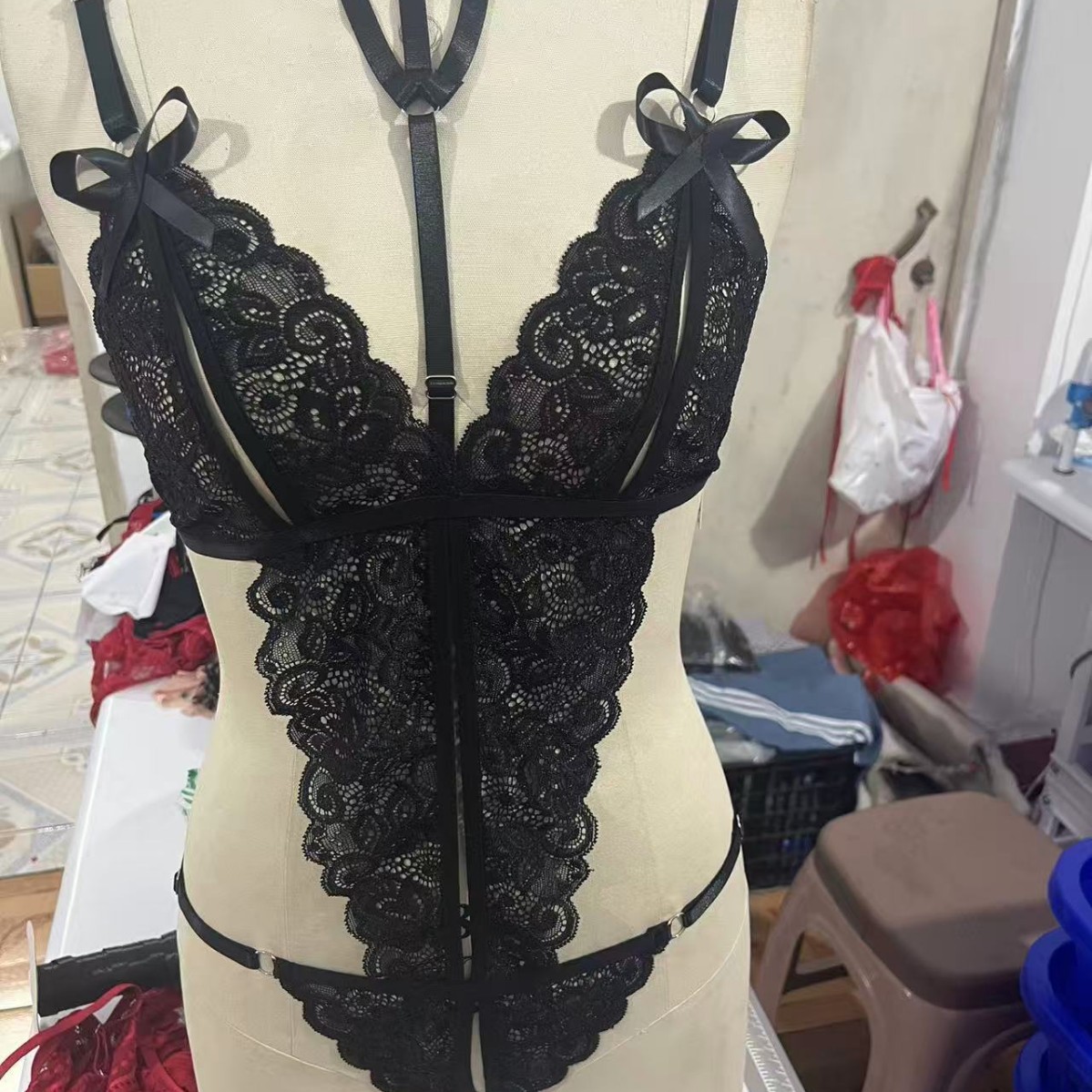 Manlian Classy European and American Cross-Border Multi-Color Lace Cut Out Extremely Tempting Sexy Suit Sexy Lace Cut Out
