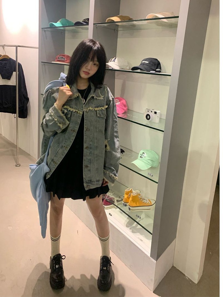 Picture of Korean Style Loose Ripped Edge Denim Jacket Women's Autumn 2023 New Design Sense Niche Jacket ins Top