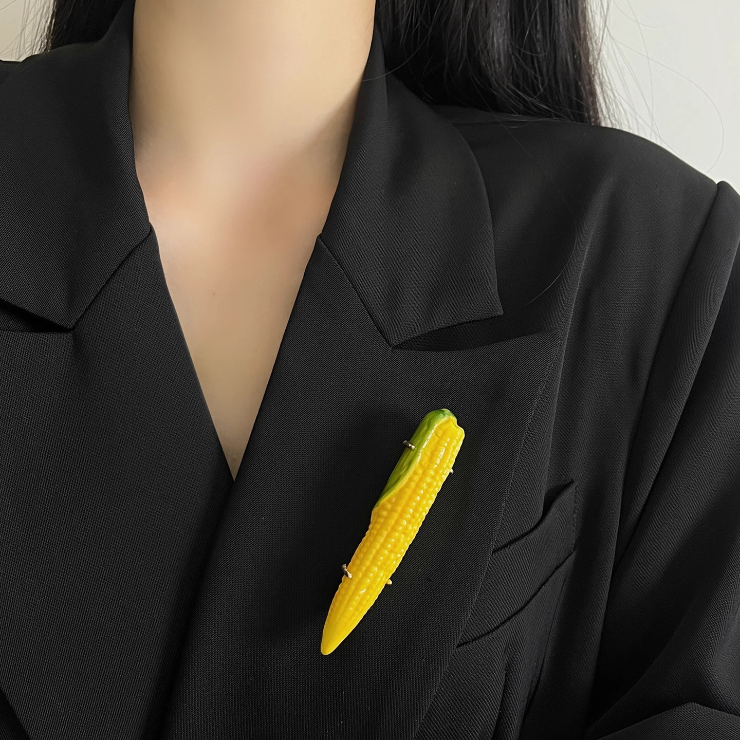 Foreign Trade Wholesale Zr Corn Pepper Eggplant Vegetable Metal Brooch Women's High-End Luxury Elegant Suit Pin Accessories