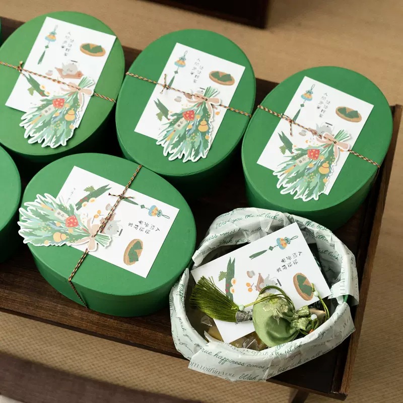 Graduation Day Gift Box, Kraft Paper Box, Souvenir Gift Box, Halloween Gift Box, Candy, Snacks, Cake, Christmas Gift Box