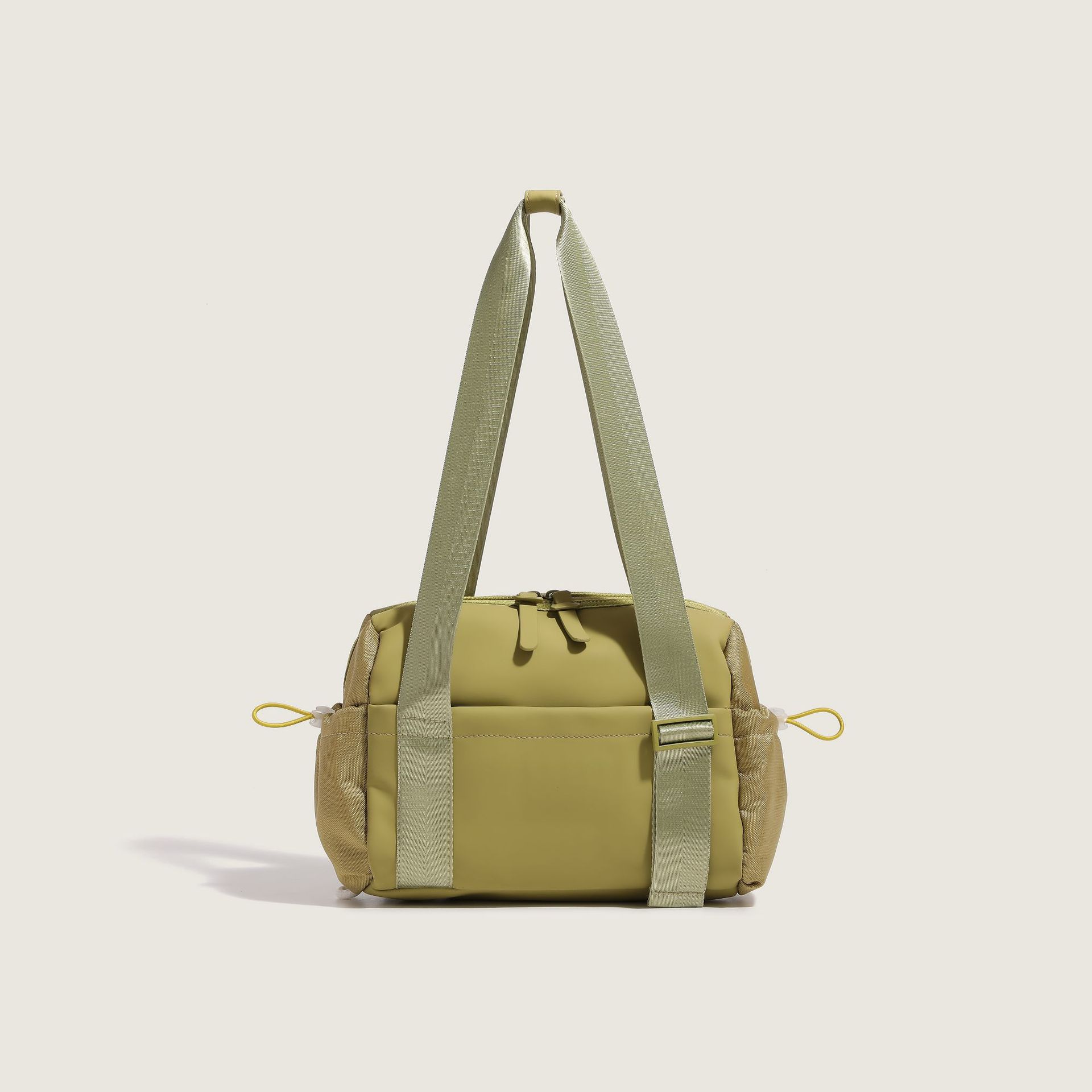 Picture of Cross-border New PU Large Capacity Bag Outdoor Shoulder Crossbody Bag Multifunctional Fitness Bag Fashionable Portable Sports Bag