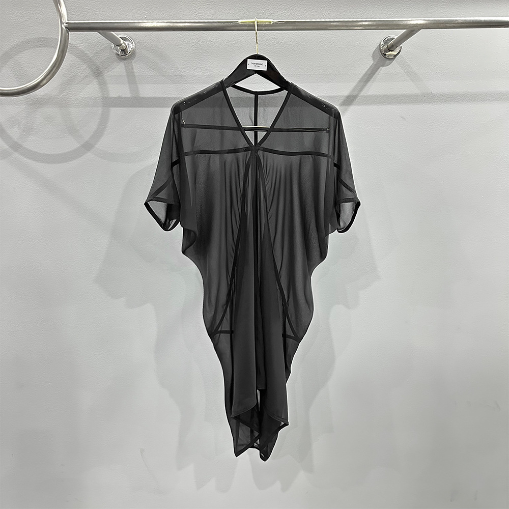 Subhuman Women's Model丨2024 Spring and Summer Dark Women's Small V Neck Silk Splicing Loose Mesh Cover with Short Sleeves