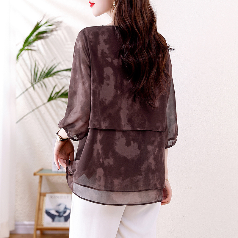 Picture of 2025 Summer New Loose Round Neck plus size Stitching Belly-Covering Slimming Western Style Seven-Sleeve Chiffon Top Small Shirt