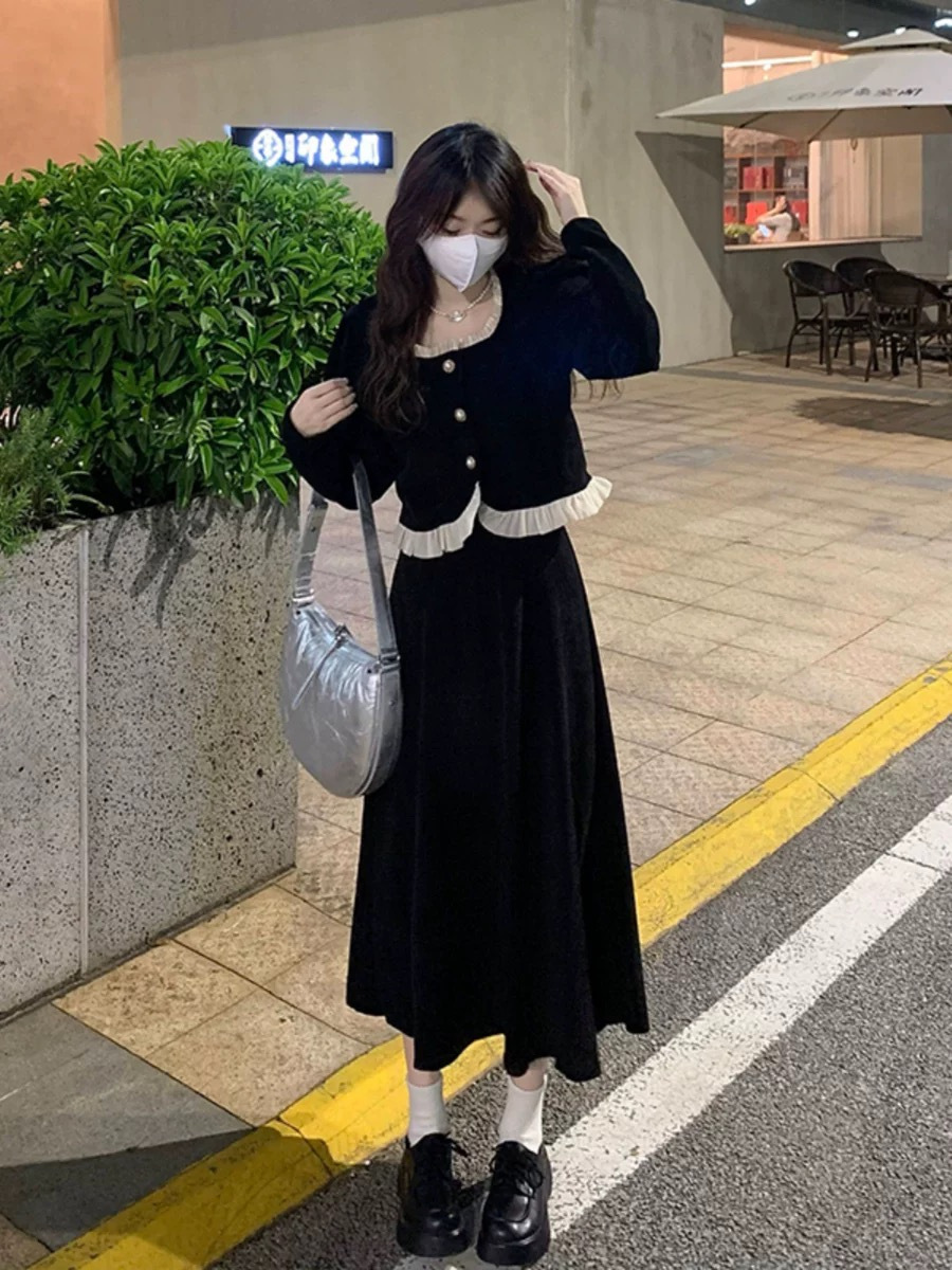 Women's Spring and Autumn New Sweet Ruffled Corduroy High Waist Slimming A- line Skirt Small Chanel Style Skirt Two-piece Set