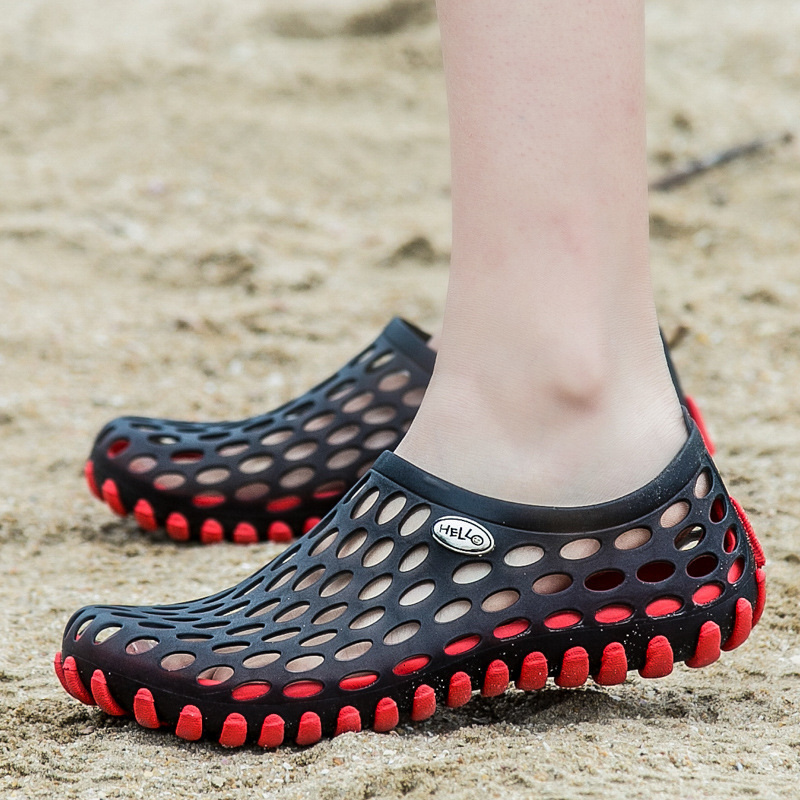 2024 Summer Men's Sandals with Massage Sole Beach Shoes Couple's Hole Shoes Outdoor Breathable Garden Sandals and Slippers Women's Shoes
