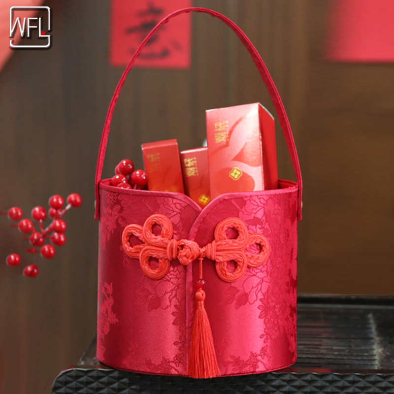 Wei Fu Li Chun Summer New Year Spring Festival Festive Laptop Hug Bucket Accompanying Gift Box Wedding Candy Box New Year Flower Box
