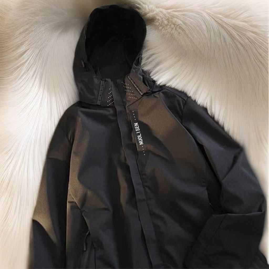 Picture of [In Stock high quality] Outdoor thin jacket men's spring and autumn windproof waterproof breathable jacket sports