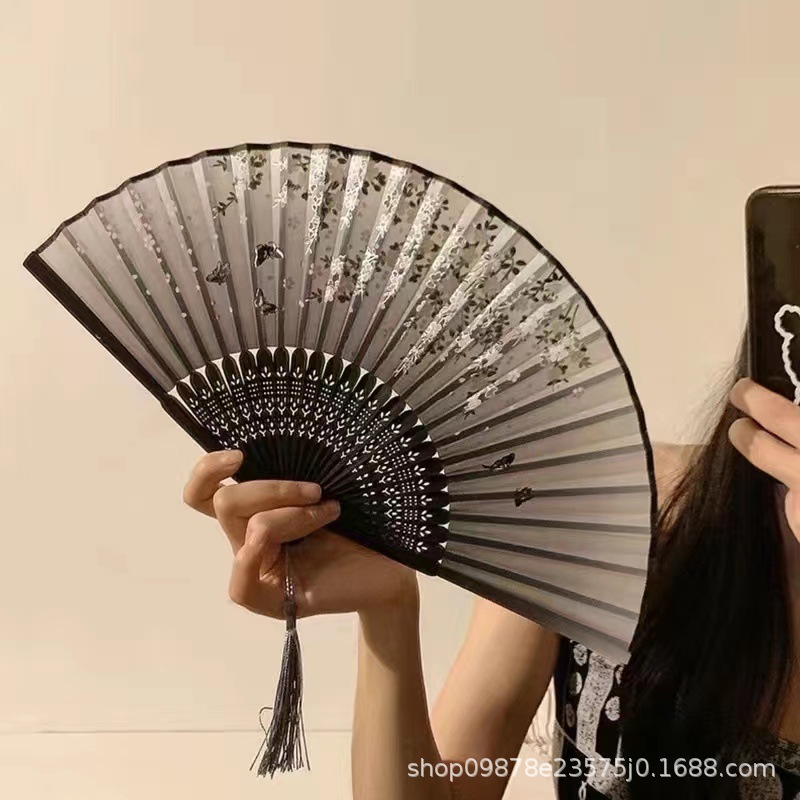 Picture of Folding Fan Bamboo Ancient Fan Student Girl Chinese Style Small Fan Scenic Spot Export Wholesale Retail Gift Decorative Fan