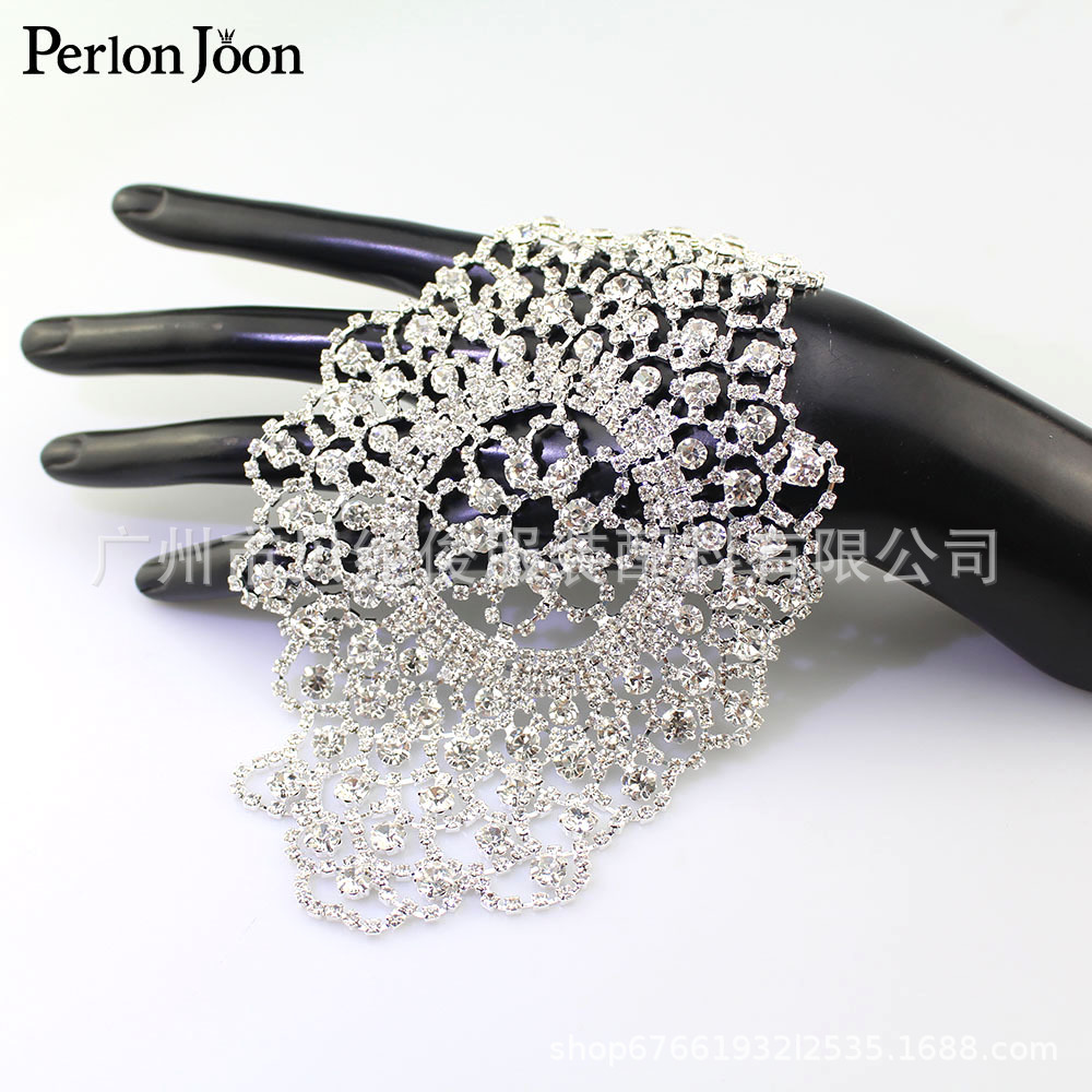 in stock wholesale foreign trade hot oval super flash rhinestone dress flower wedding dress decoration accessories