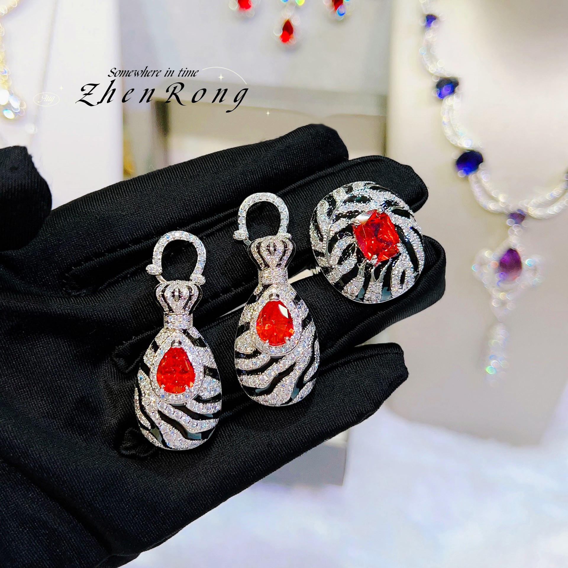 Picture of Modern Retro Zebra Pattern Ruby suit European and American Big Leopard Print Color Treasure Ring Detachable Earring Pendant for Women