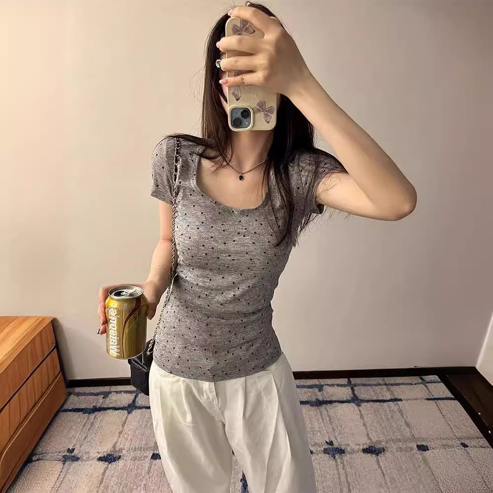 Gray u-neck Right Shoulder Polka Dot Short-sleeved T-shirt for Women in Summer Pure Desire Sweet Hottie Inner Layering Shirt Slim Short Top