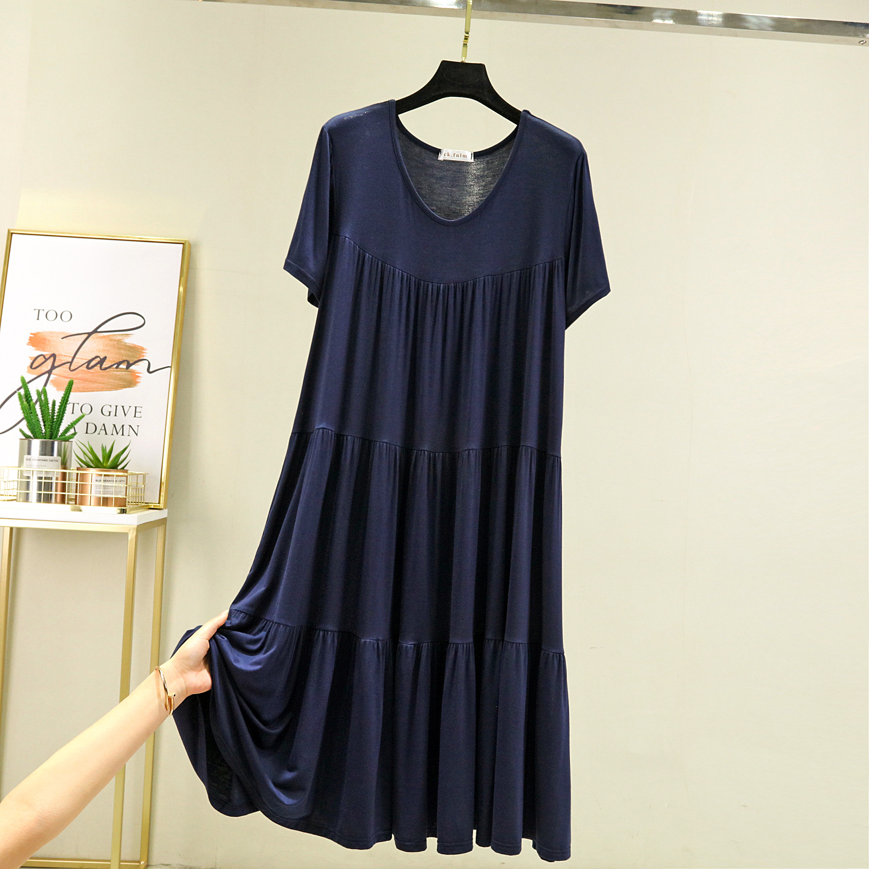 Picture of Bit Cotton Three-Layer Cake Skirt Short-Sleeved Stitching Large Size Loose Dress Summer Slimming Pregnant Women's Skirt for Chubby Girls