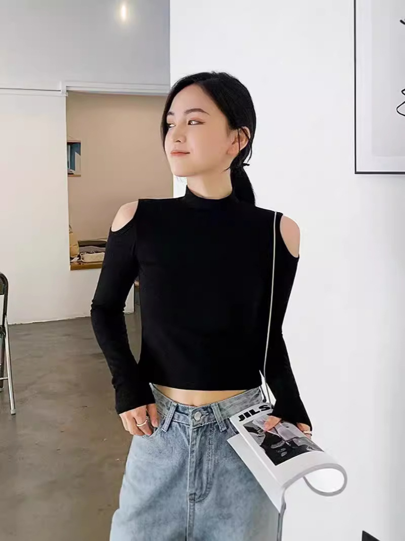 Picture of Shoulder Top Women's Long-sleeved Black New Arrival Navel Wear Autumn and Winter Semi-high Collar Base Shirt Women's Tight T-shirt Fashionable Cotton T-shirt