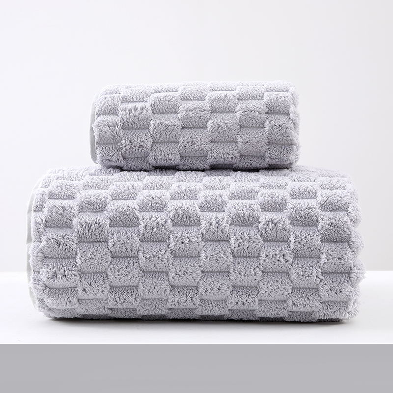 Picture of Pineapple Big Bath Towel Face Towel Coral Fleece Bath Towel Three-Piece Set Thickened Cotton Soft Quick-Drying Beach Towel